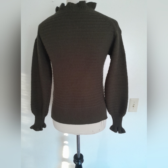 Madewell Olive Green Ruffle Mock Neck Sweater Ribbed Knit Lettuce Trim Pullover - Picture 4 of 12